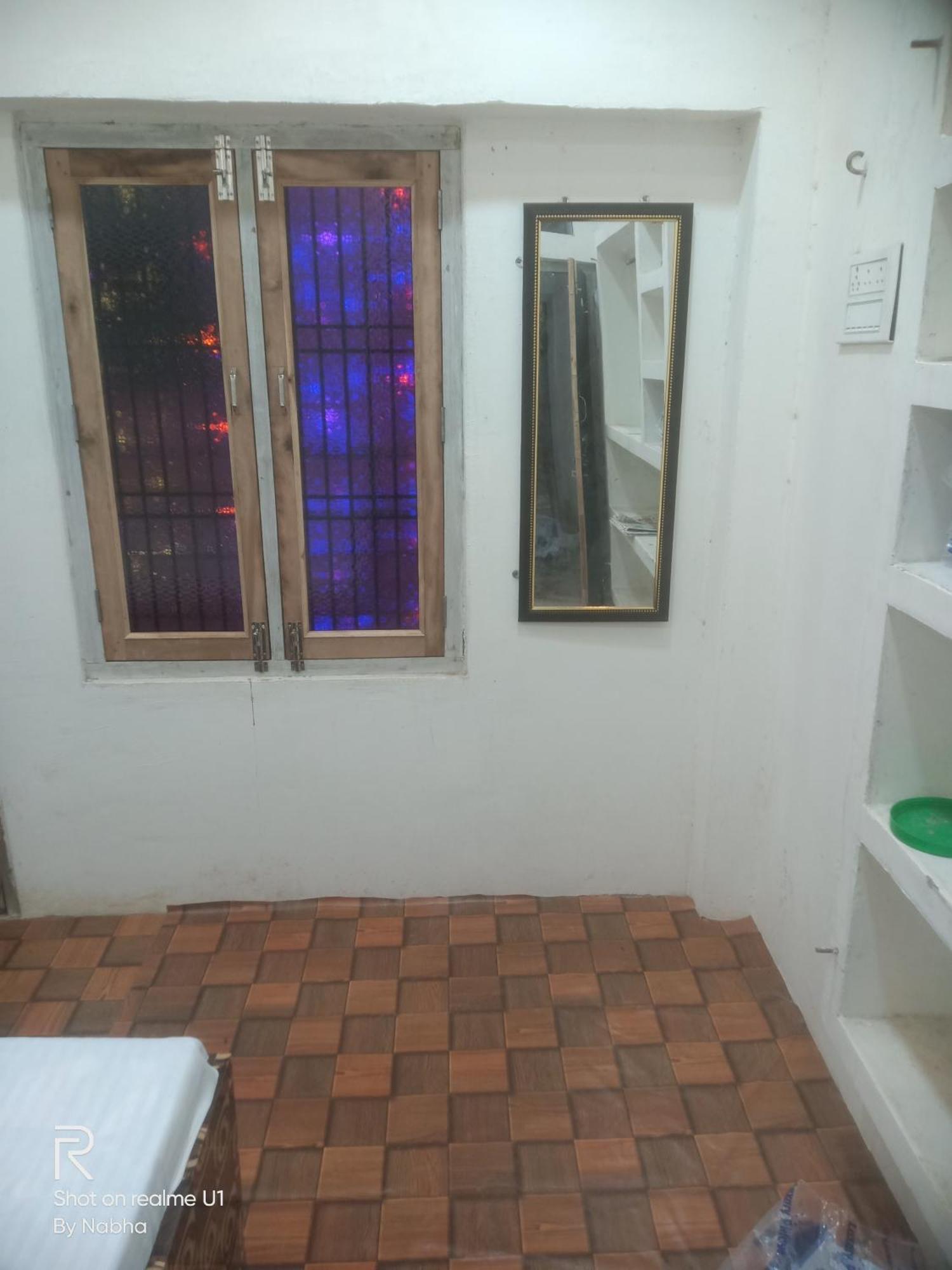 Shivaay Home Stay Varanasi Exteriör bild